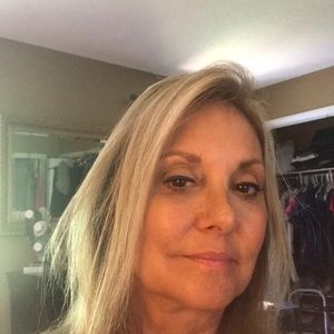 Meet your Posher, Jeanne